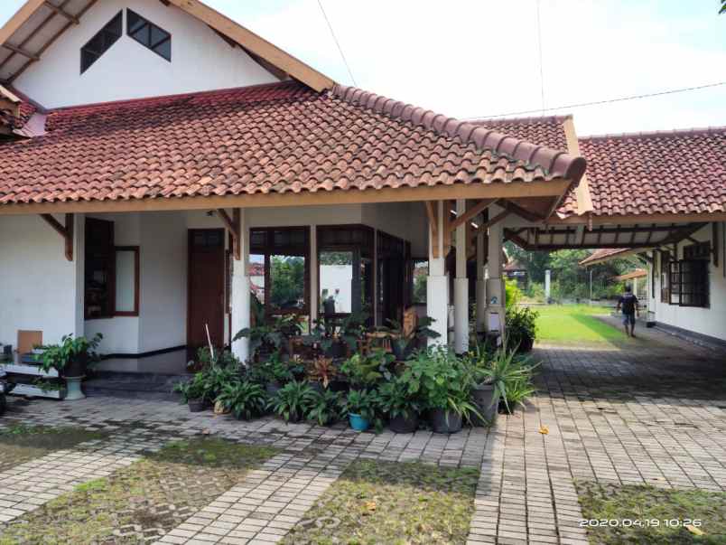 disewakan rumah besar di bausasran kota yogyakarta
