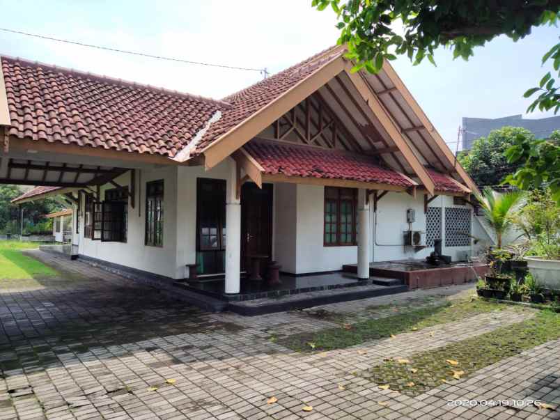 disewakan rumah besar di bausasran kota yogyakarta