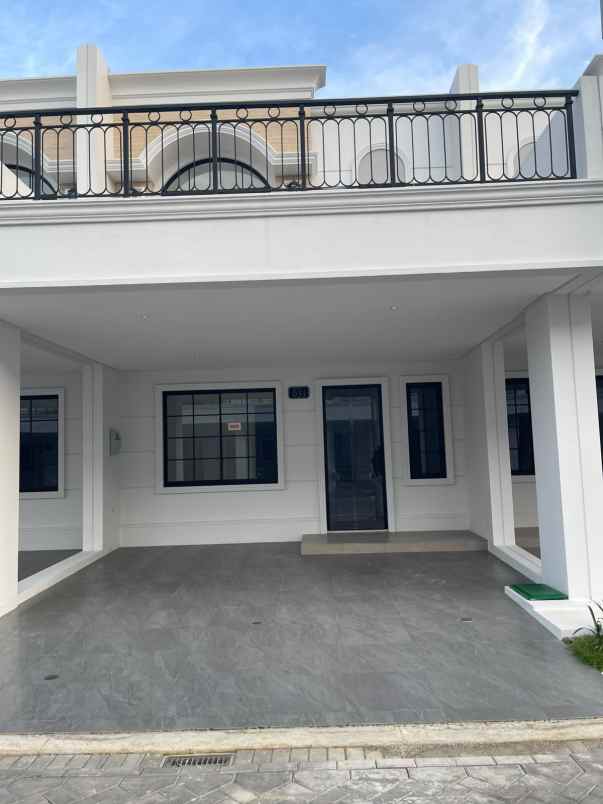 disewakan rumah bukit nirmala pik2