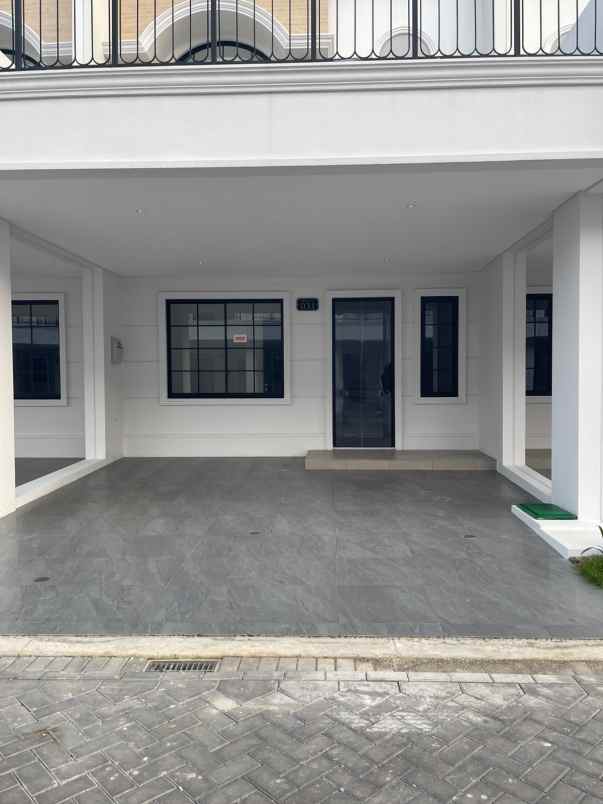 disewakan rumah bukit nirmala pik2