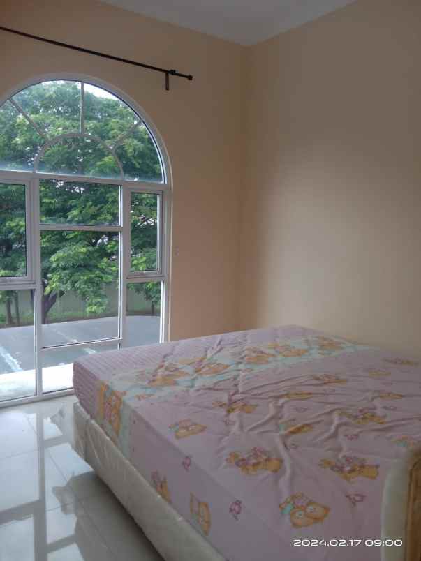 disewakan rumah cluster la seine jakarta