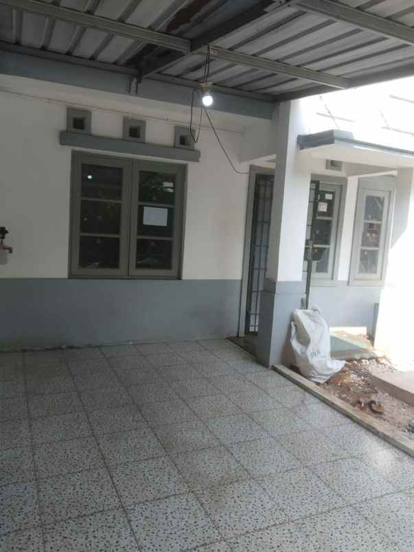 disewakan rumah cluster taman cikini
