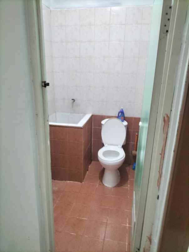 disewakan rumah cluster taman sari harapan