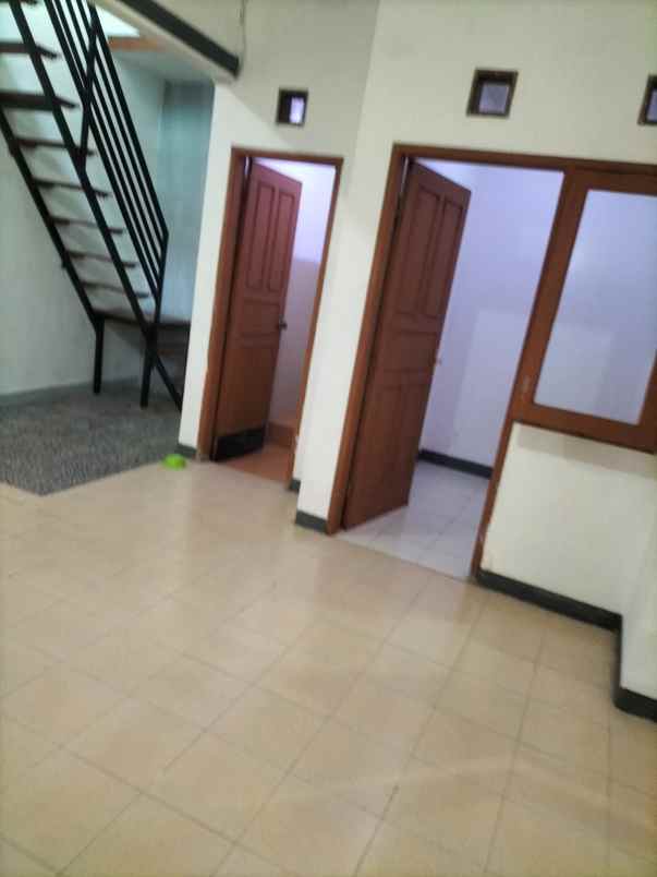 disewakan rumah cluster taman sari harapan