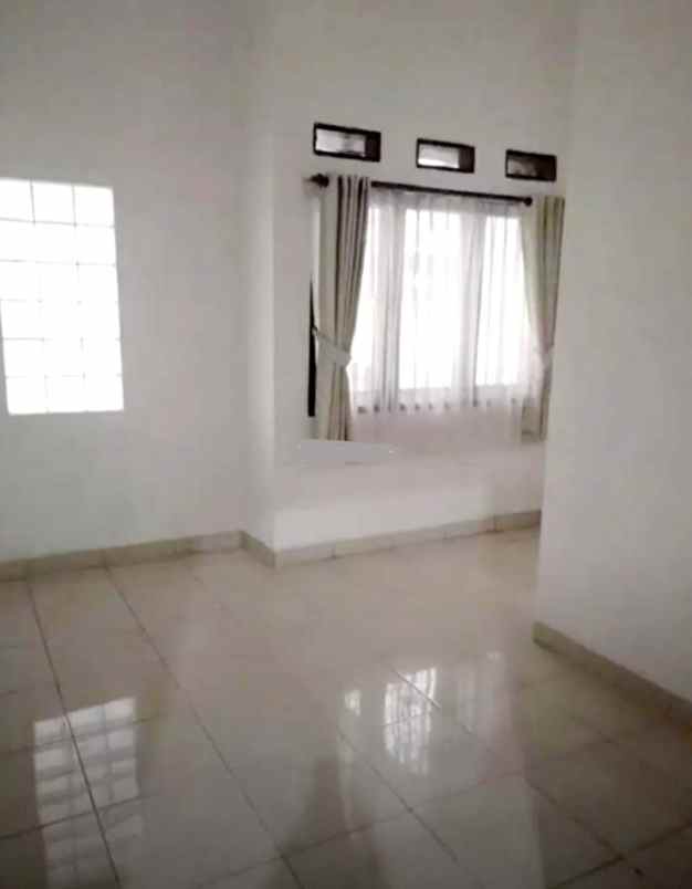 disewakan rumah di arcamanik lokasi strategis