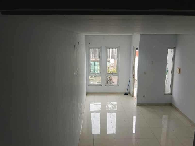 disewakan rumah imperial gading sukapura