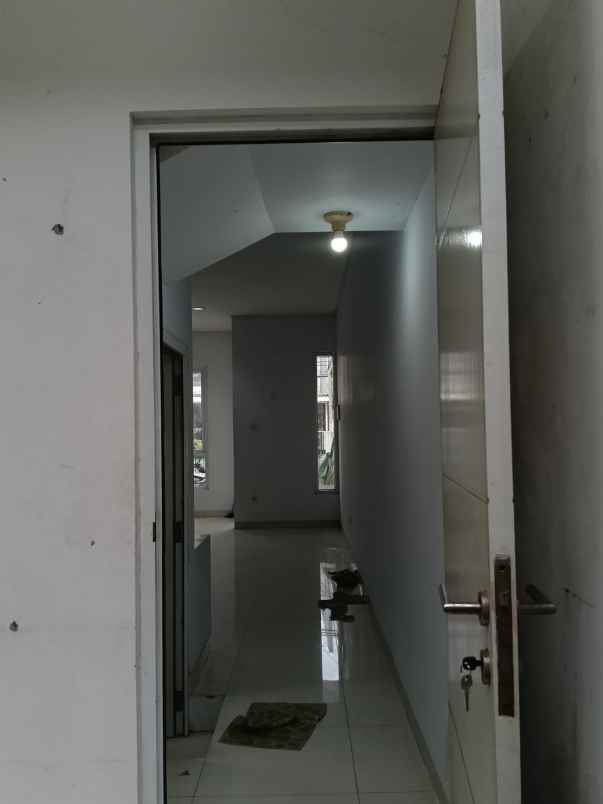 disewakan rumah imperial gading sukapura