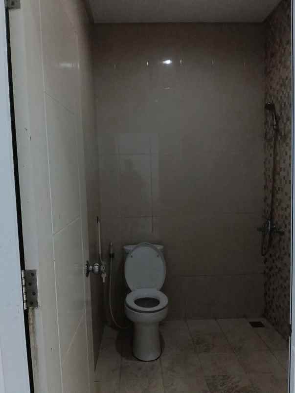 disewakan rumah imperial gading sukapura