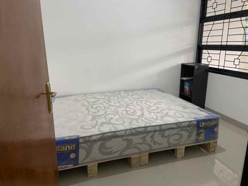 disewakan rumah jl raya pondok rajeg no 3