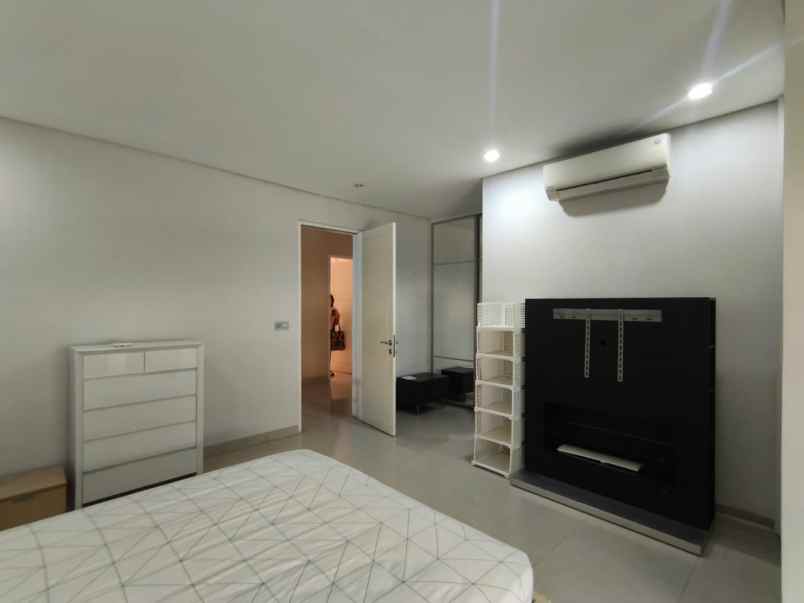 disewakan rumah kelapa puan kelapa gading