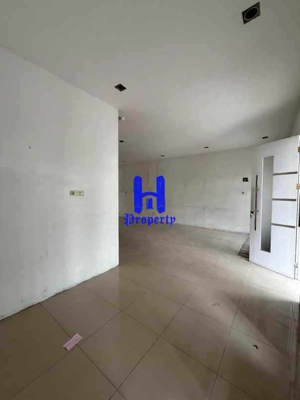 disewakan rumah komplek mutiara residence