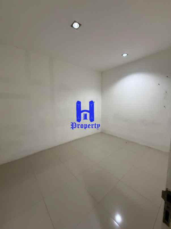 disewakan rumah komplek mutiara residence