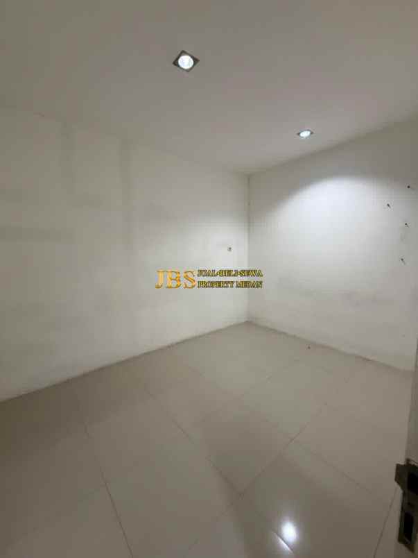 disewakan rumah komplek mutiara residence