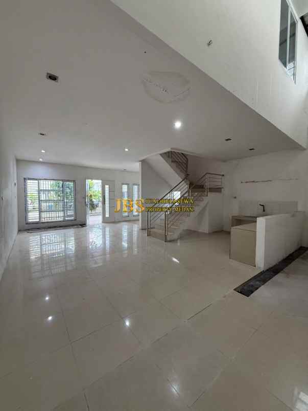disewakan rumah komplek mutiara residence