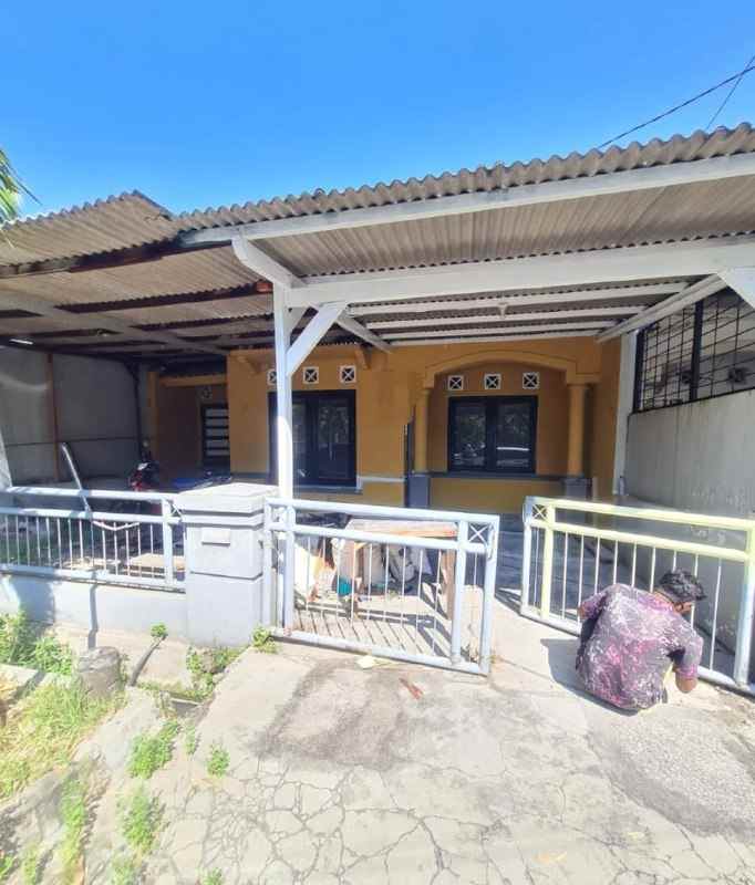 disewakan rumah medokan asri