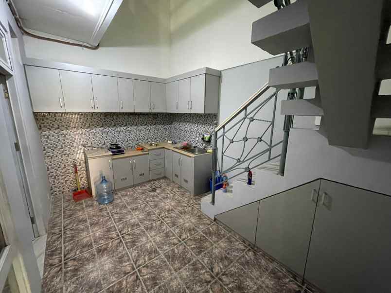 disewakan rumah metland menteng