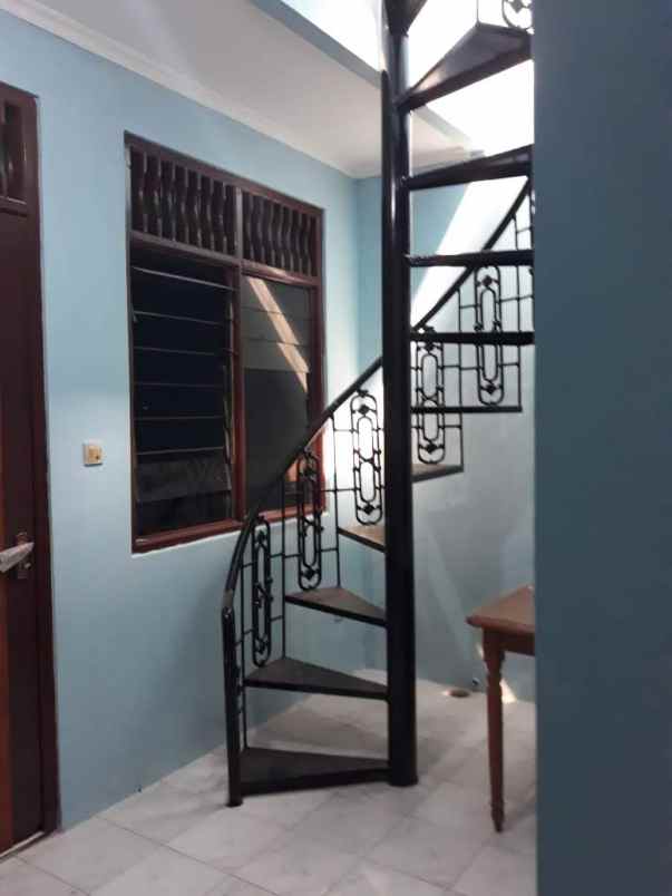 disewakan rumah siap huni di permata pamulang