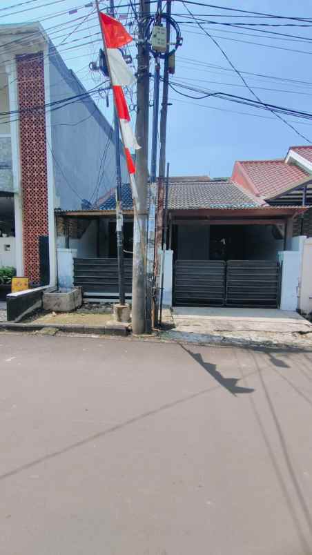 disewakan rumah siap huni di permata pamulang