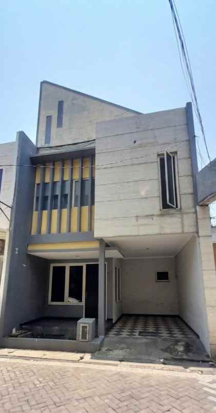 disewakan rumah urban mansion dharmahusada surabaya
