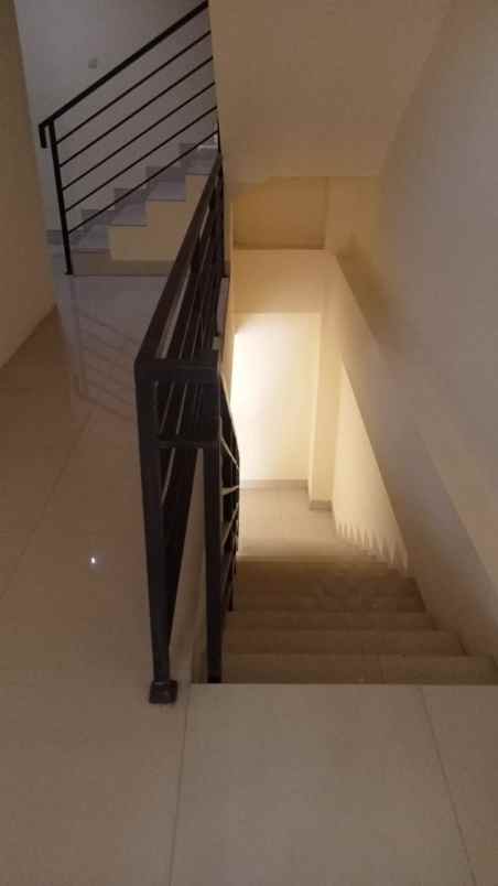 for sale ruko di jln kebayoran lama