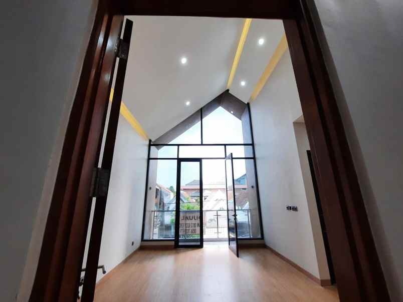 for sale rumah baru dgn design modern minimalis mewah