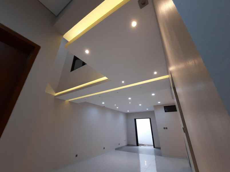 for sale rumah baru dgn design modern minimalis mewah