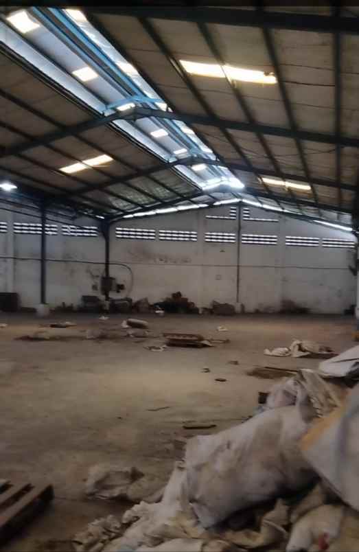 gudang strategis canggu jetis mojokerto dekat tol