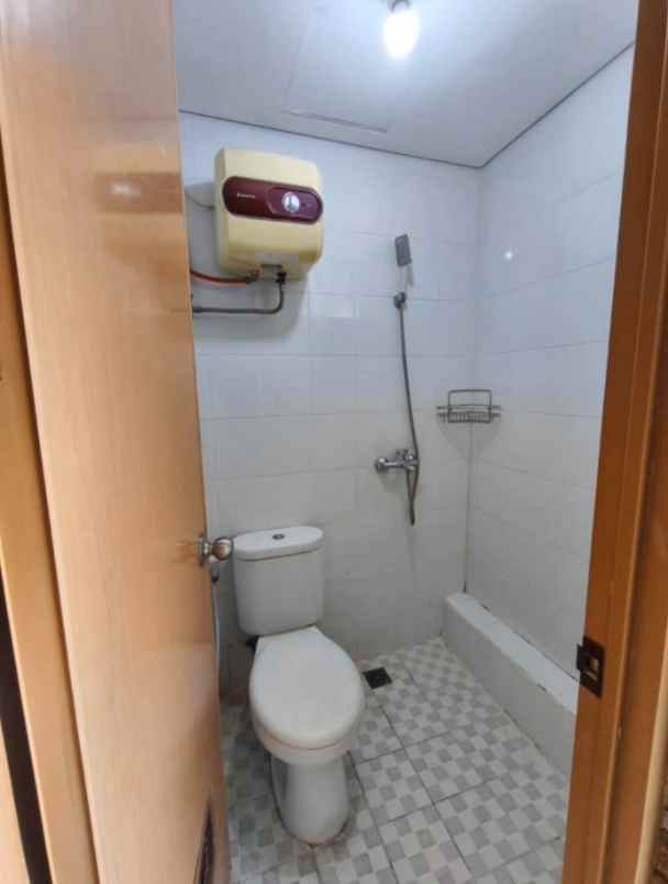 gunawangsa manyar tower b lantai 6 view city surabaya