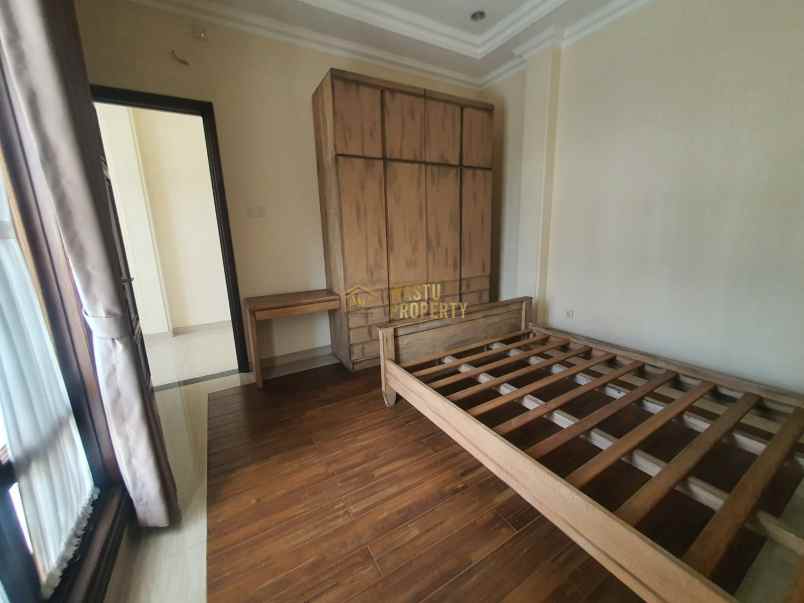 hanya 1 unit rumah mewah siap huni di jakarta selatan