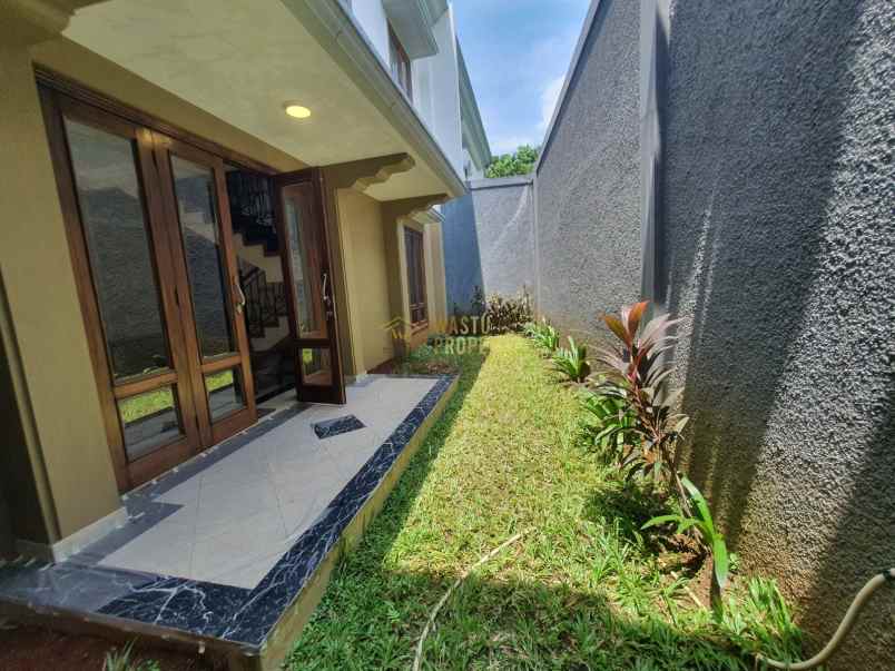 hanya 1 unit rumah mewah siap huni di jakarta selatan