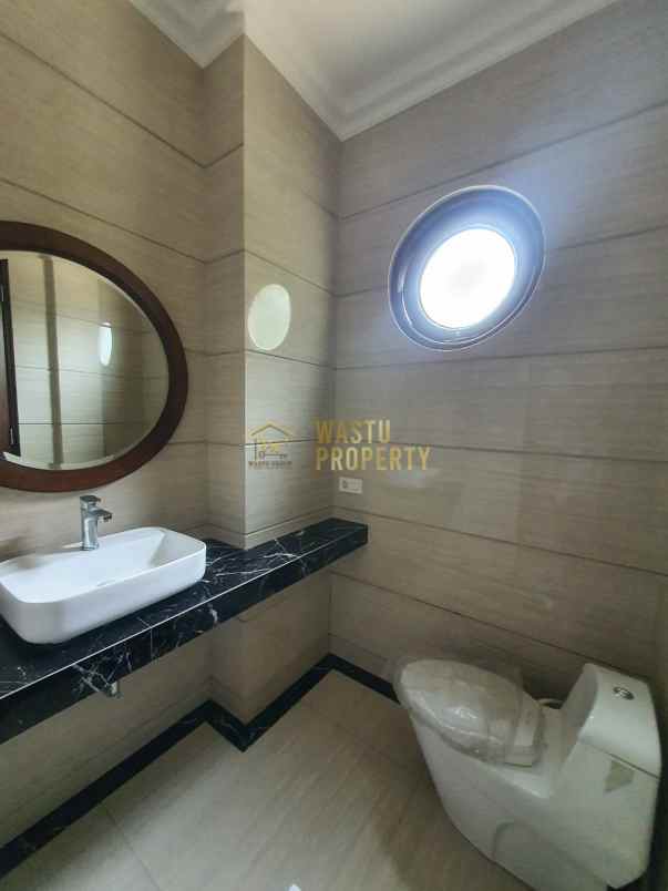 hanya 1 unit rumah mewah siap huni di jakarta selatan