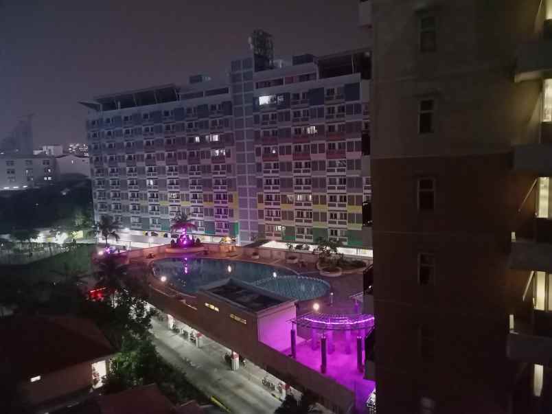 hotel jln margonda raya dkt ui