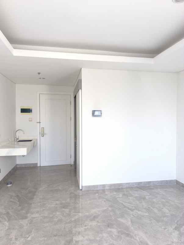 jual apartemen 88 avenue lantai 22 surabaya