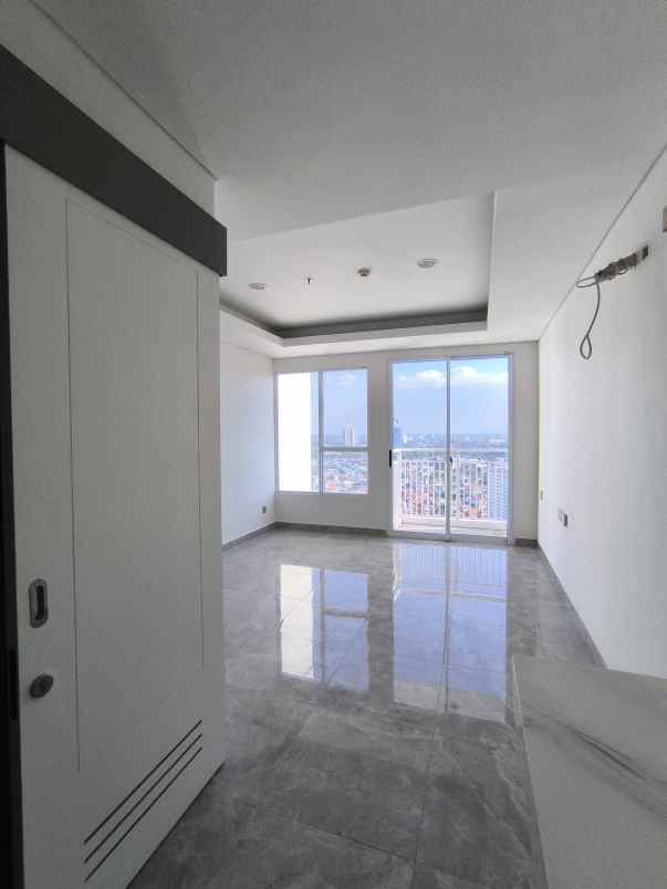 jual apartemen 88 avenue lantai 22 surabaya