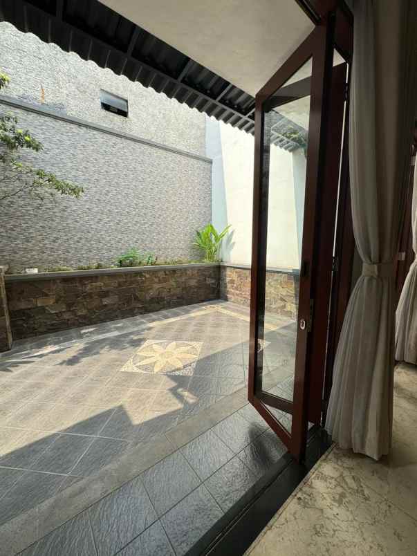 jual rumah di bambu apus cipayung jakarta timur