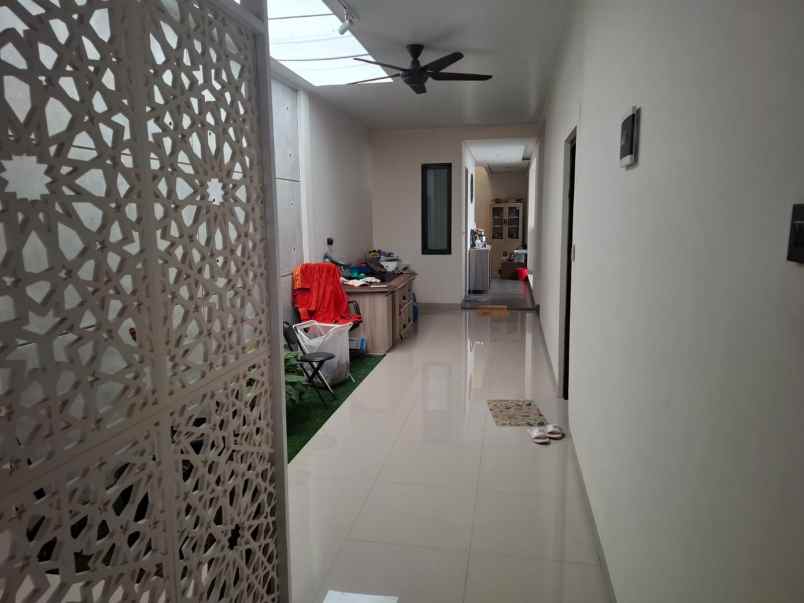 jual rumah komplek di vila dago benda baru