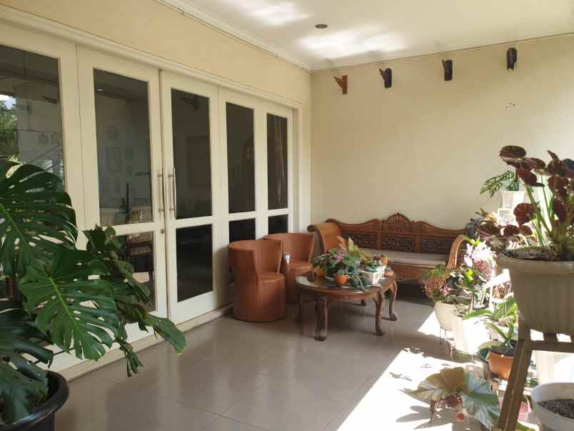 jual rumah mewah luas area villa puncak tidar malang