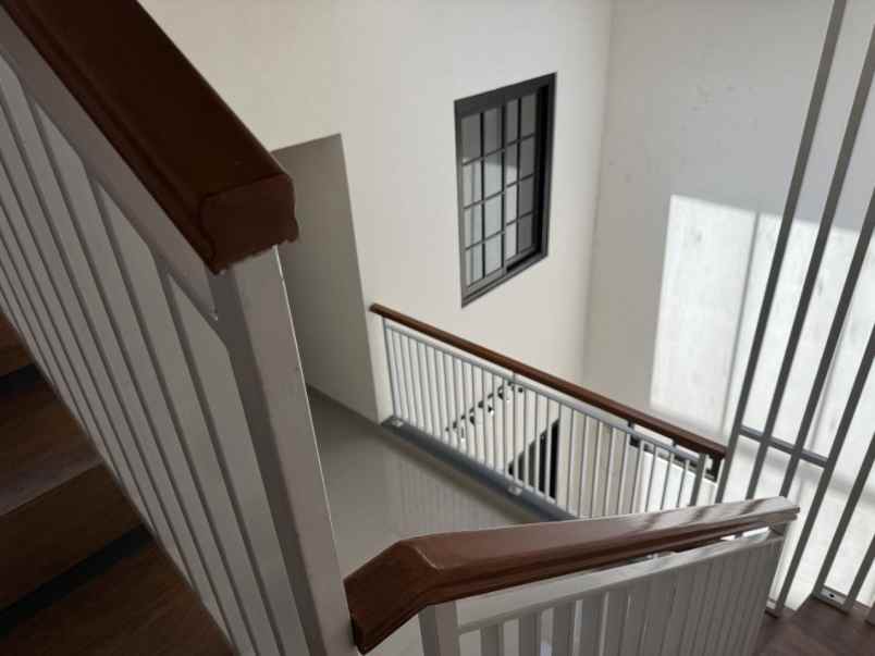 jual rumah siap huni di cihanjuang kota cimahi