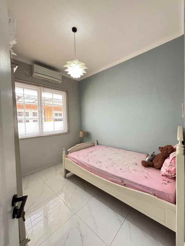 jual rumah siap huni kota wisata cibubur