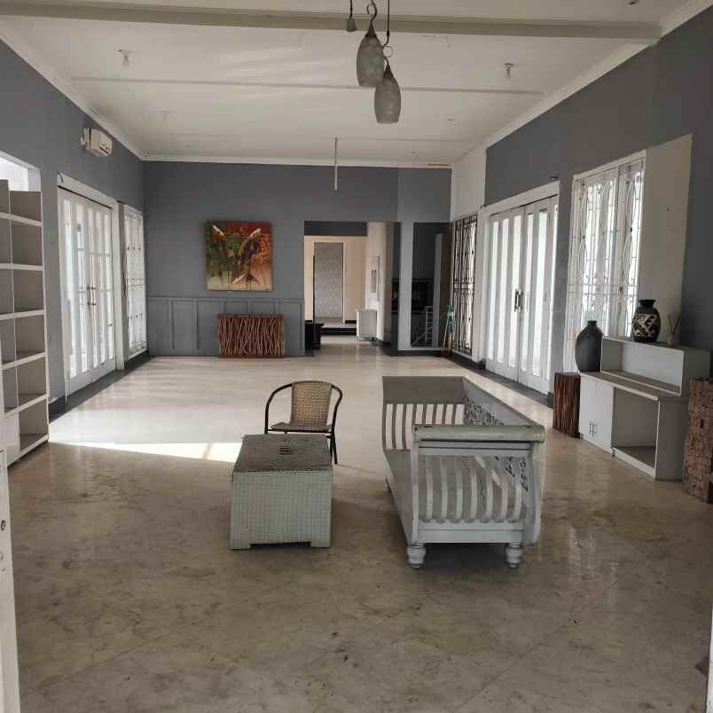 jual tanah bonus rumah mewah klasik 11 juta per meter
