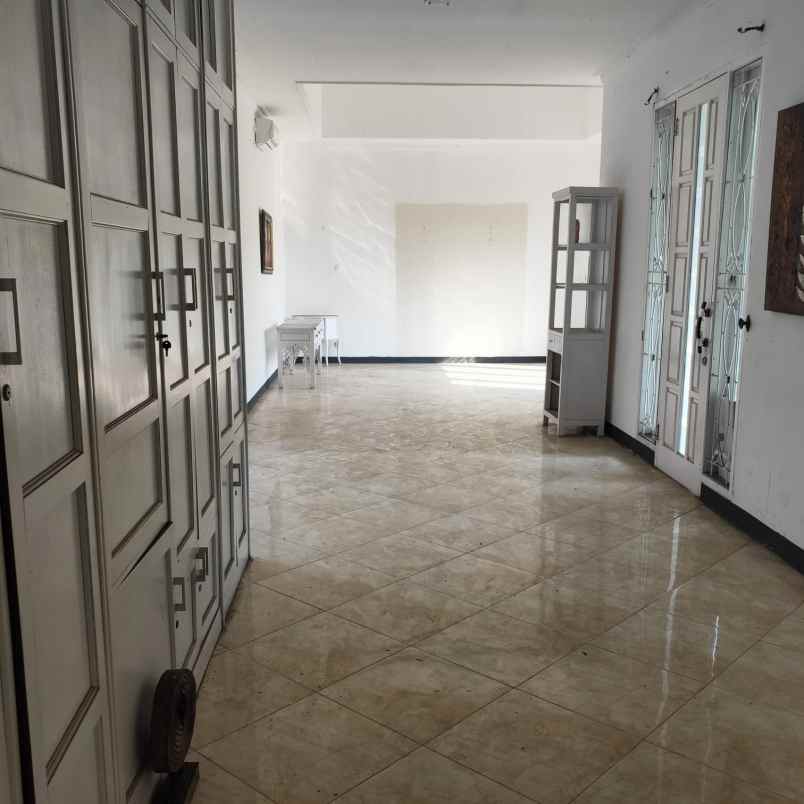jual tanah bonus rumah mewah klasik 11 juta per meter