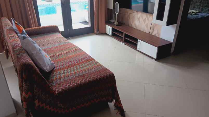 jual villa full furnished di seminyak kuta bali