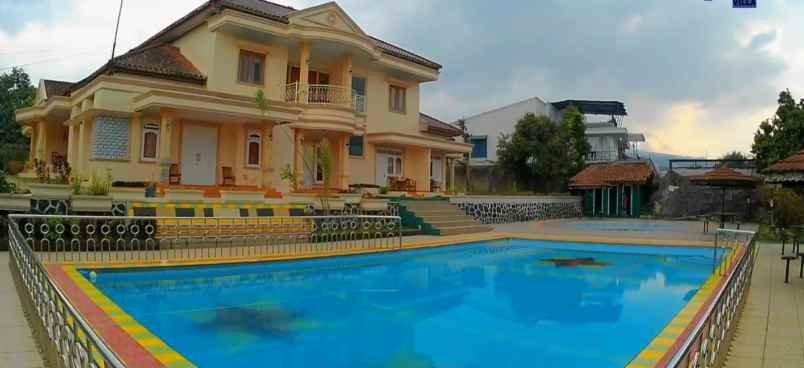 jual villa hasaqina di megamendung