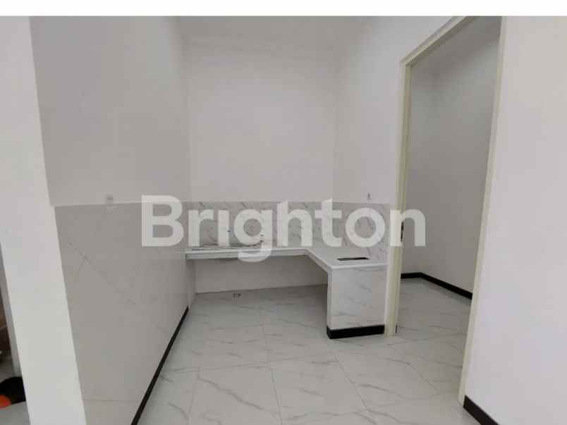 mulyosari utara banting harga mewah siap huni