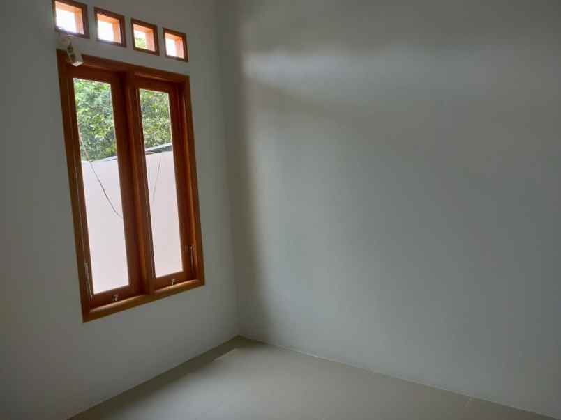 ready rumah depok dekat stasiun limited stock