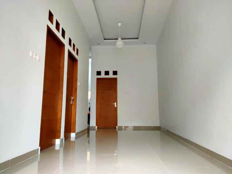 ready rumah depok dekat stasiun limited stock