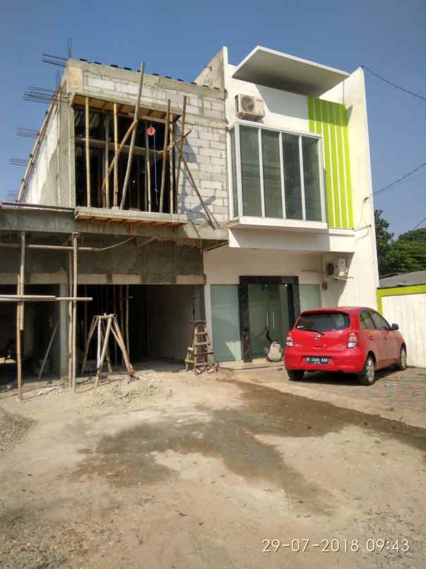 ruko trapezia 2 lantai 700 meter pintu tol jatiwarna