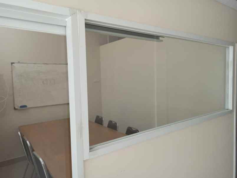 ruko trapezia 2 lantai 700 meter pintu tol jatiwarna