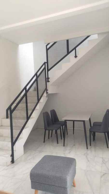 rumah 2 lantai 600 jutaan lokasi di buring malang