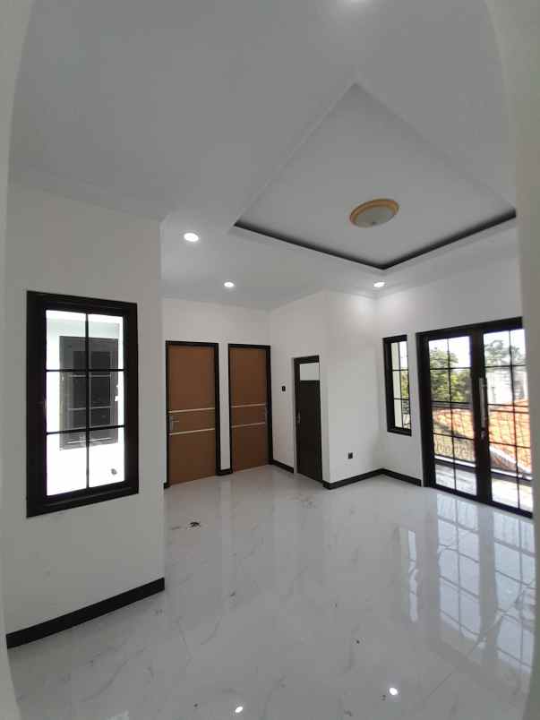 rumah 2 lantai at pancoran mas depok